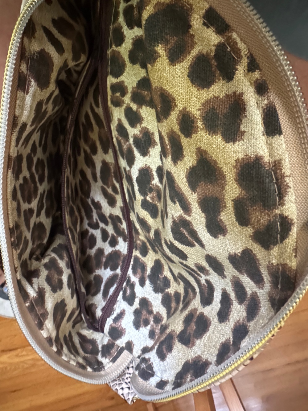 Makeup Junkie Sidekick Pink Taupe Snake-Print Crossbody Bag with Tassel - Picture 2 of 6